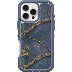 iPhone 16 Pro Max Defender Series XT Pro for MagSafe Realtree APX